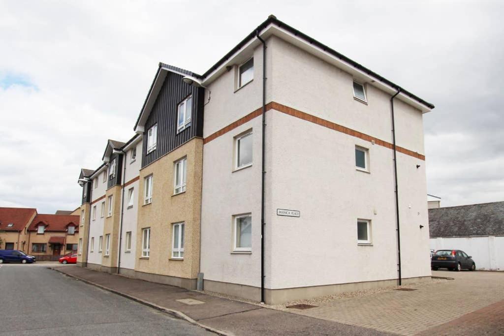 Loch Ness Apartments Inverness Exterior photo